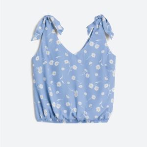 Cute Blue Floral Cropped Tank Top. Size small